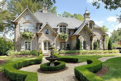 French Chateau Floor Plans, Chateau Floor Plans, Old World Home, Modern Mediterranean Homes, Mediterranean Modern, Brick Exterior House, Tropical Home Decor, Keeping Room, Luxury House Plans