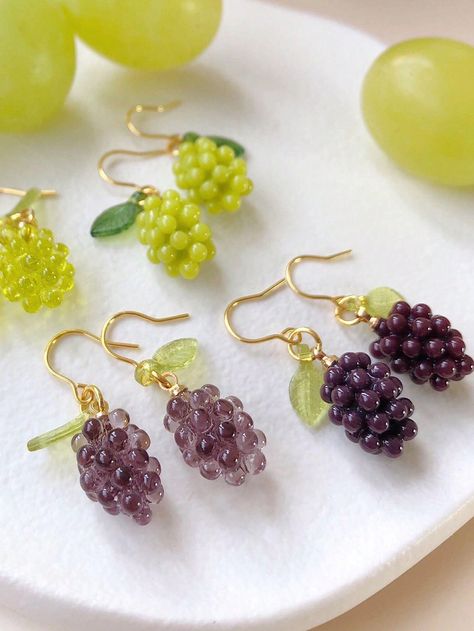 2 Pcs Fresh Summer Cute Resin Green And Purple Grape Fruit Drop Clip Earrings For Women Daily Wear Gift For Her Dark Purple Grapes,Transparent Purple Grapes,Transparent Green Grapes,Jelly Green Grapes Fashionable   ABS  Drop Earrings   Women Fashion Jewelry, size features are:Bust: ,Length: ,Sleeve Length: Green Purple Aesthetic, Grape Necklace, Crochet Necklace Pattern, Grape Earrings, Food Earrings, Fruit Earrings, Purple Grapes, Necklace Patterns, Green Grapes