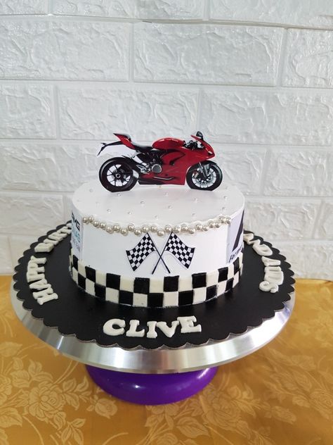 Bike Theme Cake, Bike Cake, Diy Cakes, Bike Cakes, Big Bike, Birthday Cakes For Men, Man Bike, Cakes For Men, Theme Cake