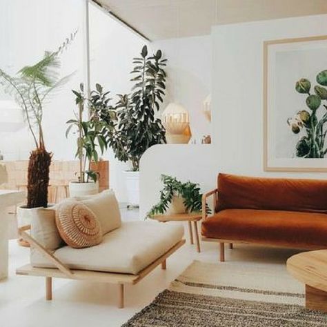 Pinterest || @sunnydayspetaccessories Rust And White Living Room, Rust And Beige Living Room, Beige And Rust Living Room, Burnt Orange Couch Living Room, Rust Couch, Små Rum Lidt Plads, Interior Boho, Minimalist Living Room Design, Living Room Plants