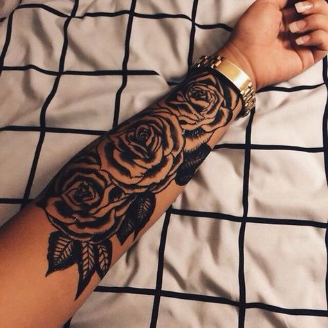 Large Rose Tattoo On The Forearm.What a cool tattoo design idea!  Love it very much! This will be my next tattoo design. via http://forcreativejuice.com/awesome-forearm-tattoo-designs/ Rose Tattoo On Arm, Rose Tattoo Sleeve, Polynesian Tattoos, Tattoos For Women Half Sleeve, Forearm Tattoo Design, Cool Forearm Tattoos, Rosen Tattoo, Shoulder Tattoos, Arm Tattoos For Women