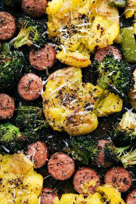 Sausage Potato Broccoli, Sheet Pan Italian Sausage, Garlic Parmesan Smashed Potatoes, Parmesan Smashed Potatoes, Broccoli Sausage, Smoked Sausages, Potato Broccoli, Sausage Potato, Broccoli And Potatoes