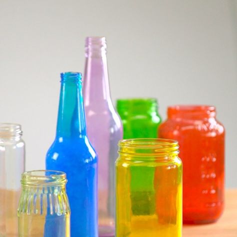 Upcycled Jars And Bottles, Coloring Bottles Diy, Painting Inside Glass Bottles, How To Paint The Inside Of A Bottle, Painting Glass Bottles Diy, How To Paint Bottles Diy, Coloring Glass Bottles Diy, Tinting Jars, Upcycle Glass Bottles