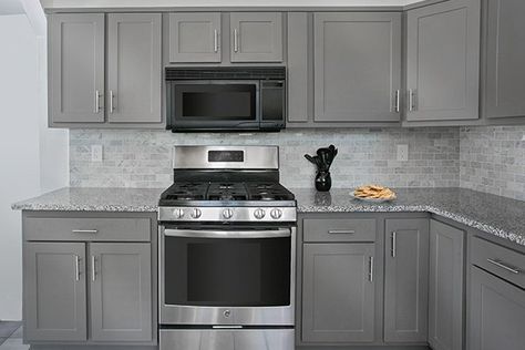 Kitchen Cabinet Update, Gray Kitchen Ideas, Cabinet Update, Light Grey Kitchen Cabinets, Light Grey Kitchens, Ideas For Storage, Kitchen Remodel Countertops, Grey Kitchen Designs, Update Cabinets