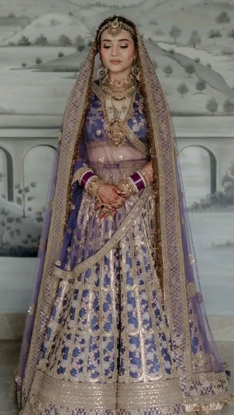 Reception Dress Bride Indian Lehenga, Reception Lehenga Bridal, Sabyasachi Bridal Lehenga, Rajasthani Bride, Latest Bridal Lehenga Designs, Sabyasachi Bridal, Rajasthani Dress, Sabyasachi Bride, Latest Bridal Lehenga