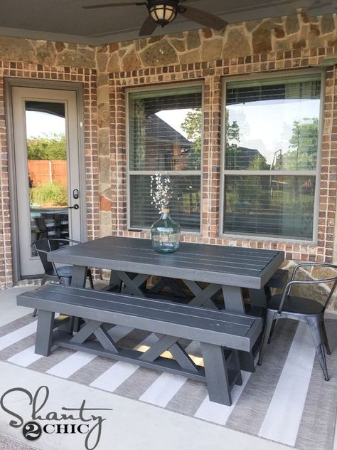 Lovely Outside Patio Revamp - Shanty 2 Stylish Diy Patio Table, Table And Benches, Diy Outdoor Table, Outdoor Patio Table, Patio Diy, Casa Exterior, Free Plans, Painted Table, Back Patio