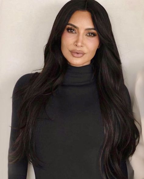 Old Woman, Kim Kardashian, Year Old, Hair Styles, Hair, Beauty