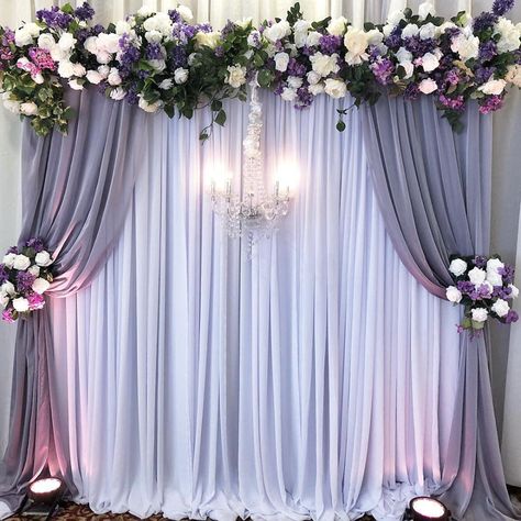 Simple Stage Decorations, Majlis Perkahwinan, Purple And White Flowers, Wedding Background Decoration, Simple Wedding Decorations, Diy Wedding Backdrop, Desi Wedding Decor, Wedding Backdrop Design, Easy Backdrops