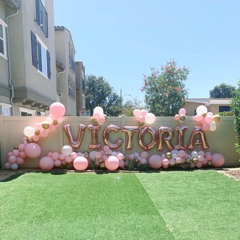 Birthday Fence Decorations, Garden Theme Birthday, Baloon Garland, Backyard Fence Decor, Name Balloons, Fairy Garden Birthday Party, Spongebob Party, Backyard Birthday, Outer Space Birthday