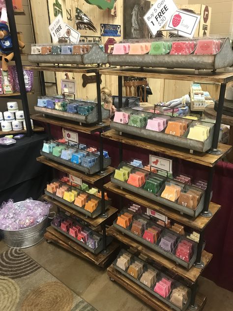 Scentsy Bar Storage Organization Ideas, Candle And Wax Melt Display, Scentsy Wax Storage Ideas, Scentsy Displays Vendor Events, Scentsy Craft Show Displays, Scentsy Event Ideas, Scentsy Organization Storage, Scentsy Organization Ideas, Scentsy Vendor Booth