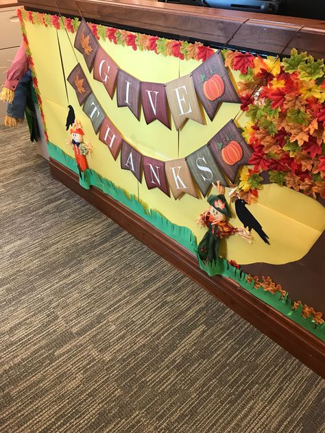 Fall cubicle decorating Front Desk Holiday Decor, Thanksgiving Cubicle Decor, Fall Decor For Work Office, Fall Decor For Office Cubicle, Thanksgiving Office Decorations Ideas, Fall Cubicle Decor Office Work, Fall Decorations For Office, Thanksgiving Office Decor, Fall Office Decorations Cubicles