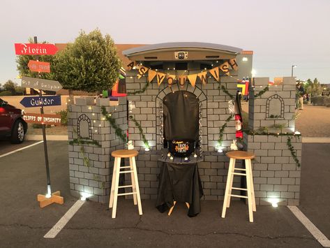 Princess Bride Trunk or Treat Labrynth Trunk Or Treat, Trunk Or Treat Disney Princesses, Haunted Castle Trunk Or Treat, Dnd Trunk Or Treat, Knight Trunk Or Treat, Fantasy Trunk Or Treat, Princess Castle Trunk Or Treat, Castle Trunk Or Treat Ideas, Princess Bride Decorations