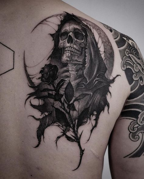 Dark Forearm Tattoo Men, Creepy Sleeve Tattoo, Trapezoid Tattoo, Grim Reaper Back Tattoo, Reaper Back Tattoo, Dark Tattoos For Men Creepy, Grim Reaper Tattoo Designs Drawings, Dark Work Tattoo, Gothic Tattoo Men