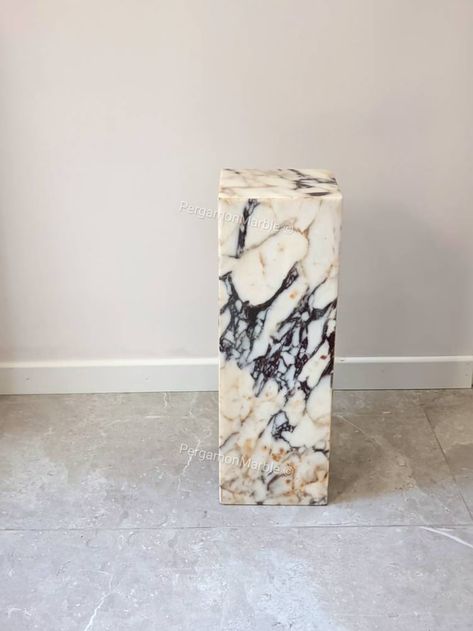 Marble Calacatta, Calacatta Viola Marble, Viola Marble, Calacatta Viola, Marble Side Table, Stone Blocks, Marble Candle, Marble Side Tables, Italian Marble