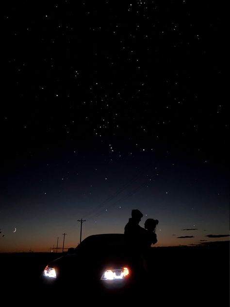 Couple Looking At The Stars Aesthetic, Starry Night Couple Aesthetic, Date Under The Stars Aesthetic, Sleeping Under The Stars Aesthetic, Stargazing With Boyfriend, Stars Couple Aesthetic, Couple Under The Stars Aesthetic, Space Romance Aesthetic, Under The Moon Aesthetic