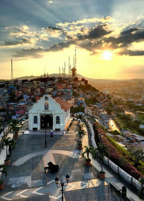 Guayaquil Ecuador Aesthetic, Ecuador Pictures, Ecuador Wallpaper, Ecuador Travel, Travel Marketing, Galapagos Islands, Travel Stories, Travel Bucket List, Ecuador