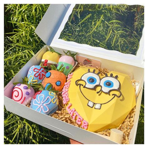 Spongebob Breakable Heart, Spongebob Bouquet, Spongebob Themed Gifts, Spongebob Chocolate Covered Strawberries, Spongebob Strawberries, Disney Strawberries, Spongebob Desserts, Spongebob Gifts, Spongebob Treats