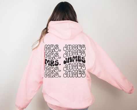 Mrs Hoodie, Bride Hoodie, Hoodie Personalized, Bride Sweatshirt, Honeymoon Shirts, New Bride, Bride Shirt, Personalized Bride, Bride Shirts