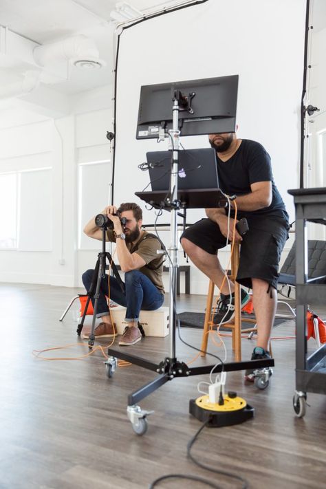 Get to Know: The New Ultimate Tethering Bundle | Tether Tools Photo Studio Design, Studio Lighting Setups, Photography Studio Design, Photography Studio Setup, Film Equipment, Home Studio Photography, Production Studio, Studio Photography Lighting, Studio Organization