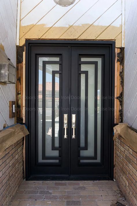 Custom Modern Design | Custom Iron Door | Precise Iron Doors Home Door Design Modern Iron, Double Door Iron Gate Design, Iron Door Design Modern Entrance, Iron Door Design Modern, Iron Doors Modern, Front Entrance Ideas, Modern Iron Gate Designs, Aluminum Front Door, Home Front Elevation