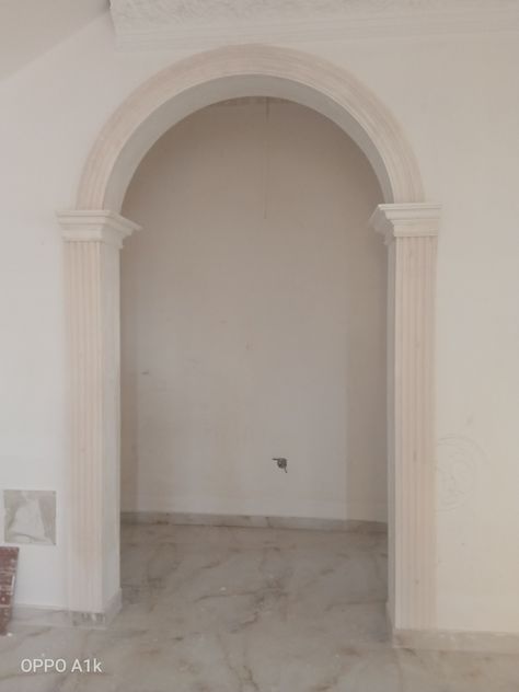 Gypsum Arch Design, Arched Molding On Wall, Arch Pop Design, Pop Arch Design, Small House Design Floor Plan, Archways In Homes, Arch Designs For Hall, Welcome Home Decorations, Arch Molding