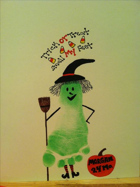 Footprint witch Halloween Crafts For Kids To Make, Diy Halloween Crafts, Infant Halloween, Halloween Crafts For Toddlers, October Crafts, Footprint Crafts, Halloween Preschool, A Broom, Footprint Art