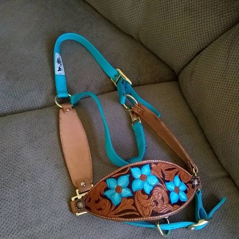 Duster & Spice on Instagram: “I just finished making this "bronc" halter for 4-H! I'm gonna enter it in the fair, I'll let y'all know what ribbon it gets! but what I'm…” Bronc Halter, Leather Halter, The Fair, Leather Work, Horse Tack, Dog Collars, Leather Tooling, Leather Working, Project Ideas