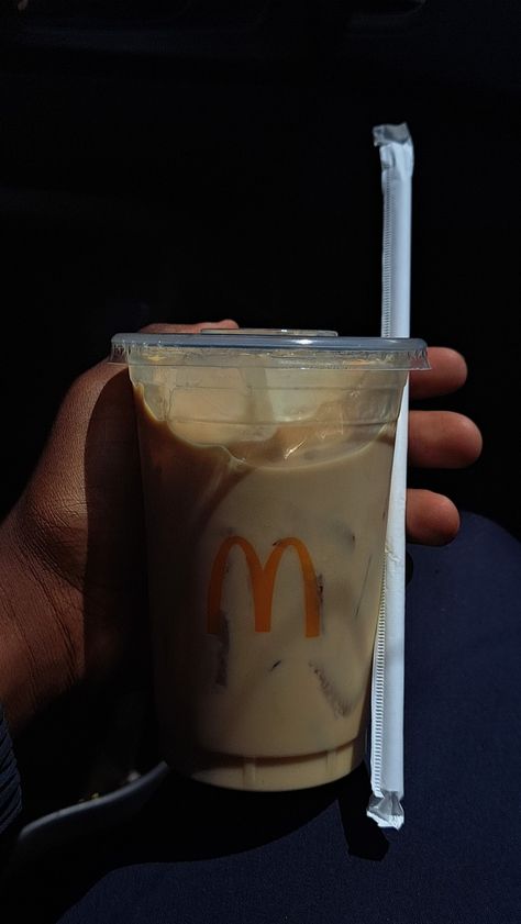 Mcdo Iced Coffee, Aesthetic Food Snapchat, Fake Snap Food, Mcdonalds Aesthetic Food, Mcdonalds Iced Coffee, Caramel Iced Latte, Coffee Snap, Mcdonalds Aesthetic, Mcdonald's Aesthetic