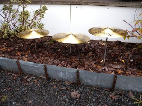 using old cymbals to play music in the rain Rain Chimes, Music Garden, Sensory Garden, Rain Chain, Rain Garden, Outdoor Learning, Community Gardening, Cymbals, Play Music