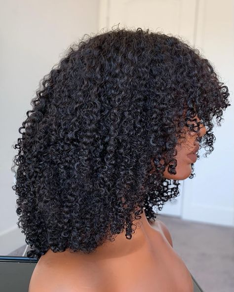 Deva Cut: What is it? How to style it? 30+ Examples of DevaCut Different Hair Cut, Black Hair Curls, One Length Haircuts, Cool Blonde Highlights, Deva Cut, 13x4 Lace Front Wig, Wig Curly, Latest Short Haircuts, Short Brown Hair