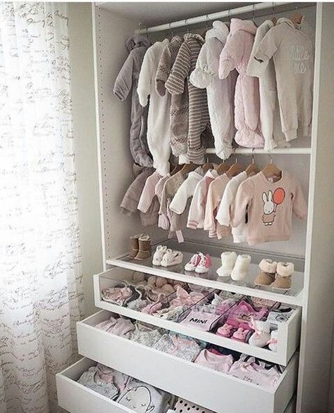 Ikea Baby, Baby Nursery Inspiration, Girl Nursery Themes, Baby Room Organization, Nursery Closet, Girl Nursery Room, Baby Room Inspiration, Baby Closet, Baby Inspiration