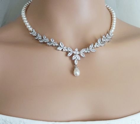 Choker Necklace Wedding, Bridal Choker Necklace, Bridal Bracelets, Bridal Necklaces, Mint Necklace, Bridal Pearl Necklace, Pearl Statement Necklace, Bridal Choker, Zircon Necklace