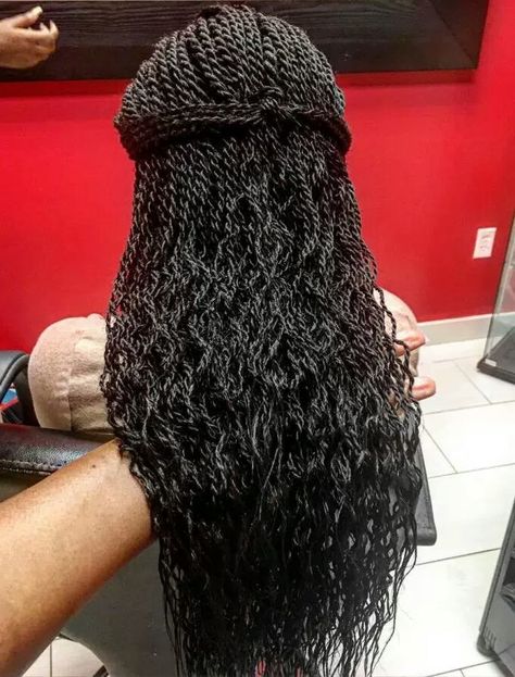 Crochet Senegalese Twist, Senegal Twist, Senegalese Twist Styles, Faux Loc, Senegalese Twist Hairstyles, Senegalese Twists, Long Box Braids, Twist Styles, Twist Braid Hairstyles