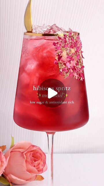 Mocktail Recipes | Natalie Battaglia on Instagram: "A hydrating mocktail with antioxidants 🌺

This simple hibiscus spritz is perfect for ANY season but I did create this with Spring in mind given so many of you are welcoming Spring right now.

I recommend doubling the strength of your tea for this one (so use 2 teabags or a double scoop of loose leaf tea). Did you know hibiscus tea is rich in antioxidants and has a bunch of other health benefits? 

✨Don’t forget to save this recipe✨

Ingredients 

▪️ 3 oz (90 ml) chilled hibiscus tea
▪️ 1/2 - 1 teaspoon sweetener of choice (I used powdered monk fruit)
▪️ 1 oz (30 ml) orange juice
▪️ 1/4 teaspoon rose water
▪️ Top with sparkling water or non-alcoholic rosé

Optional: rose petal rim

Method

Prepare your tea and strain. Add your sweetener o Rose Mocktails Non Alcoholic, Rose Mocktail Recipe, Welcome Drink Ideas, Mock Cocktails, Rose Cocktail Recipes, Mint Tea Recipe, Bartending 101, Iced Tea Lemonade, Ideas Cocina