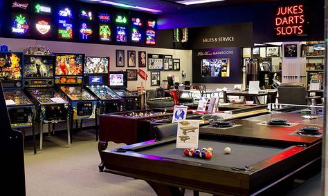 Luxurious Game Rooms, Room Pinterest, Luxury Game Room, Game Room Lighting, Home Game Room, Arcade Room, Game Room Basement, Game Room Bar, Decor Plants