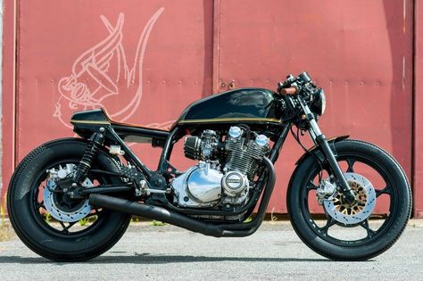 Suzuki GS850 Cafe Racer by Mr. Swallow Customs – BikeBound Suzuki Cafe Racer, Brat Cafe, Cafe Bike, Cb 750, Cafe Racer Build, Honda Cb750, Bike Shed, Cafe Racer Motorcycle, Motorcycle Clubs