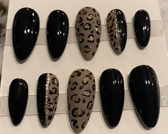 WendysNailsAndCrafts - Etsy Hand Painted Nail Designs, Painted Nail Designs, Gold Leopard Nails, Nails With Leopard Print, Leopard Nail Art, Cheetah Print Nails, Dark Ombre, Cheetah Nails, Matte Black Nails