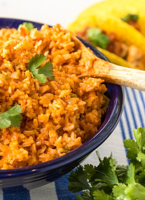 4-Ingredient Spanish Rice Recipe (Mexican Rice - Arroz Rojo) #ASpicyPerspective #rice #mexican #spanish Homemade Mexican Rice, Rice Mexican, Lasagna Cups, Spanish Rice Easy, Southern Comfort Recipes, Mexican Rice Easy, Mediterranean Quinoa, Spanish Rice Recipe, New Mexico Style