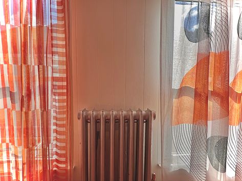 Mismatched orange curtains with similar patterns Mismatch Curtains, Mismatched Curtains, Orange Curtains, Curtains Ideas, Maine House, Old House, Mural, Curtains, Apartment