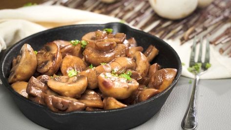 Flavorful Outback Steakhouse Sauteed Mushrooms Recipe - Recipes.net Creamsicle Cocktail, Sauteed Salmon, Steakhouse Recipes, Canned Mushrooms, Outback Steakhouse, Tapas Recipes, Yellow Foods, Pasta Dinners, Broth Recipes