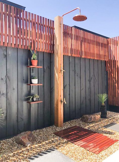 17 Copper Outdoor Showers Your Family Will Love | Making Home Outdoor Shower Ideas Private Garden, External Shower Ideas, Outdoor Shower Wall Ideas, Rustic Outdoor Shower Ideas Backyards, Outdoor Shower Stone, Garden Showers Outdoor, Backyard Shower Ideas, Outdoor Shower Ideas Backyards, Outdoor Shower Ideas Private