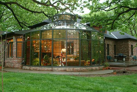 Conservatory Design, Conservatory Greenhouse, Sunroom Designs, Backyard Greenhouse, Dream House Decor, Glass House, Garden Room, Dream Home Design, House Inspiration