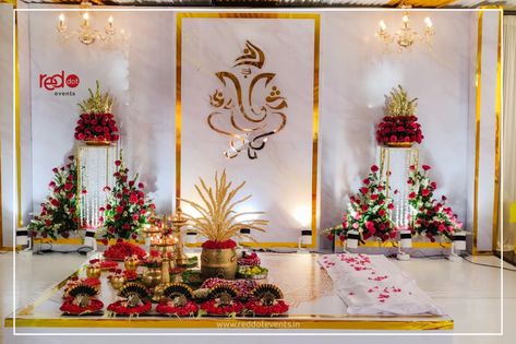 Contemporary styled wedding decoration hindu kerala | Gallery Tamil Marriage Stage Decoration, Wedding Stage Kerala Hindu, Simple Tamil Wedding Decor, Simple Kerala Wedding Decorations, Kerala Engagement Decorations, Kerala Stage Decorations Wedding, Hindu Wedding Decorations Kerala, Kerala Engagement Stage Decoration, Hindu Engagement Decor