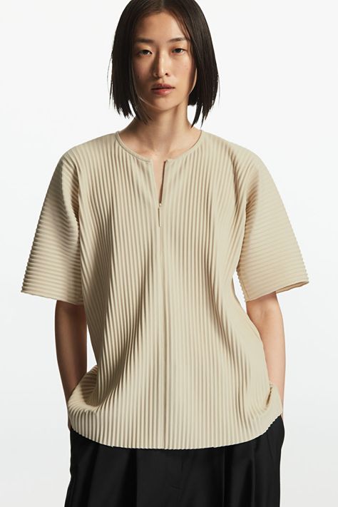 Pleats Blouse, Cos Fashion, Female Shirt, Zipper Blouse, Half Zip Top, Modern Style Design, Pleated Top, Pleat Top, Cut Sweatshirts