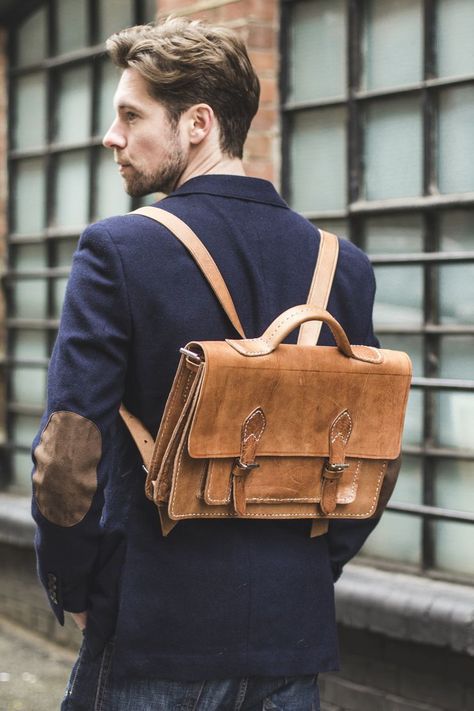 Medium Tan Leather Hand Stitched Backpack & Satchel Model 1 Stitch Backpack, Round Straw Bag, Brown Leather Satchel, Cowhide Bag, Satchel Backpack, Leather Rucksack, Moroccan Leather, Leather Saddle Bags, Back Bag