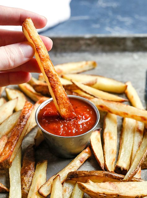 Paleo Low FODMAP Homemade Ketchup - Real Food with Jessica White Sweet Potato, Potato Oven, Sweet Potato Oven, Healthy Fries, Oven Fries, Air Fryer French Fries, Homemade Ketchup, Homemade French Fries, Sweet Potato Wedges