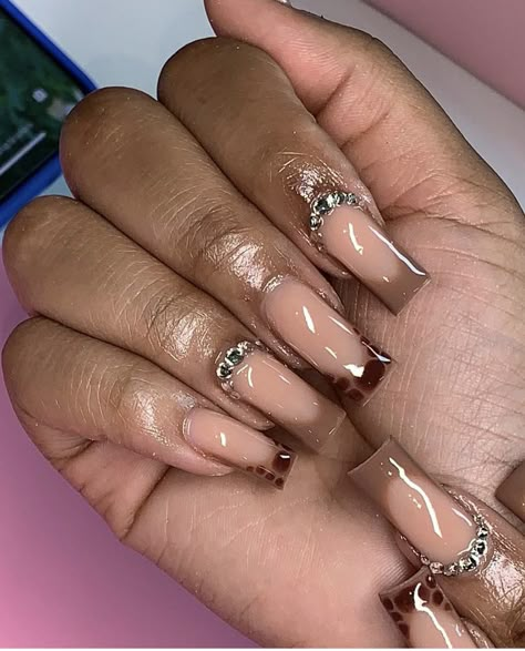 Brown Hoco Nails, Brown And Silver Nails, Tan Nails Acrylic, Brown Nails With Gems, Fall Nail Designs Square, Short Square Acrylic Nails Fall, Brown Acrylics, Fall Baddie Nails, Fall Sets Nails