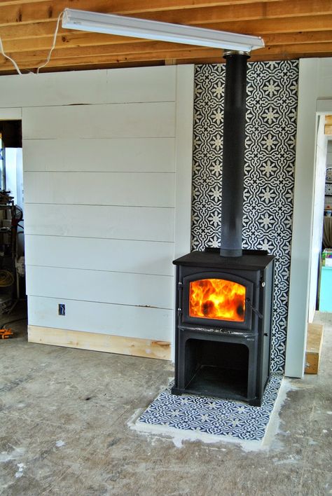 Cottage Dreamers...cement tiles and a wood stove Wood Stove Wall, Wood Stove Surround, Wood Stove Hearth, Wood Burner Fireplace, Wood Burning Stoves Living Room, Wood Stove Fireplace, Wood Heater, Freestanding Fireplace, Fireplace Hearth