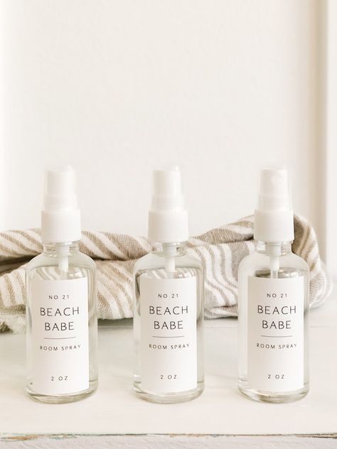 Room Spray Packaging Ideas, Room Spray Label, How To Make Room Spray, Linen Spray Packaging, Diy Room Spray With Fragrance Oil, Room Spray Packaging, Diy Room Spray Essential Oils, Room Spray Diy, Hair Perfume Diy