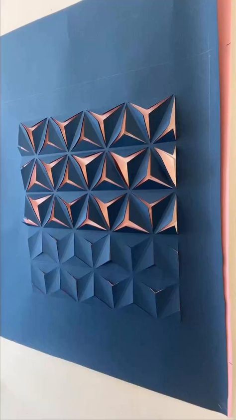 Origami Wall Art Diy, Folding Paper Art, Origami Art Projects, Paper Mechanics Design, Geometric Paper Art, Triangle Craft, Paper Folding Designs, Paper Folding Techniques, Origami Wall Art